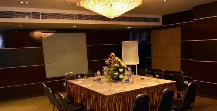 Ethnotel, Kolkata Airport Екстер'єр фото