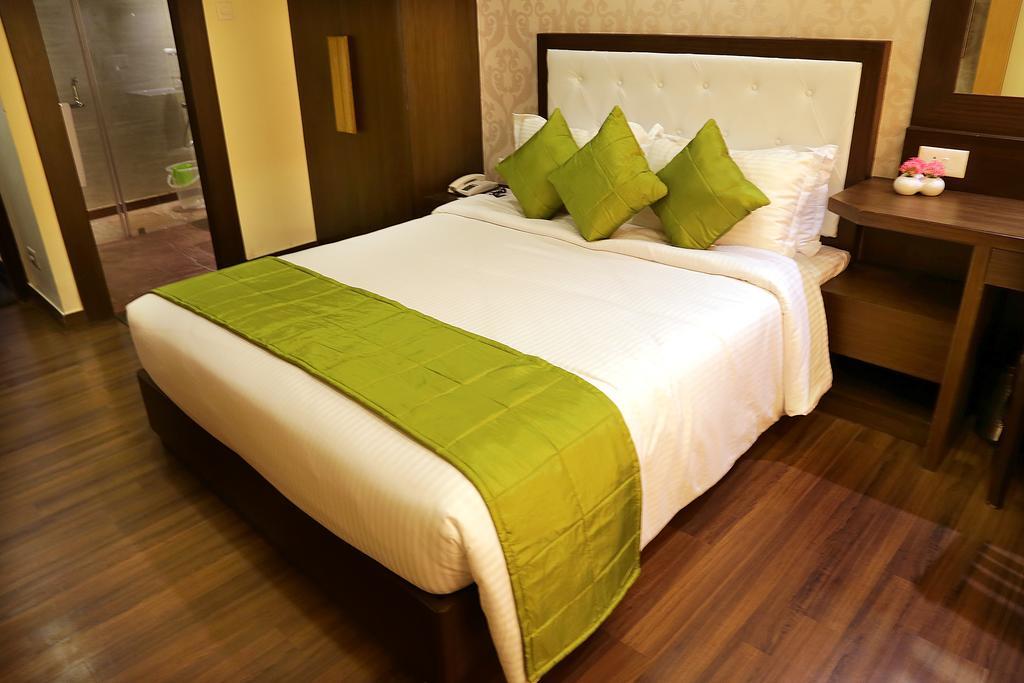 Ethnotel, Kolkata Airport Екстер'єр фото