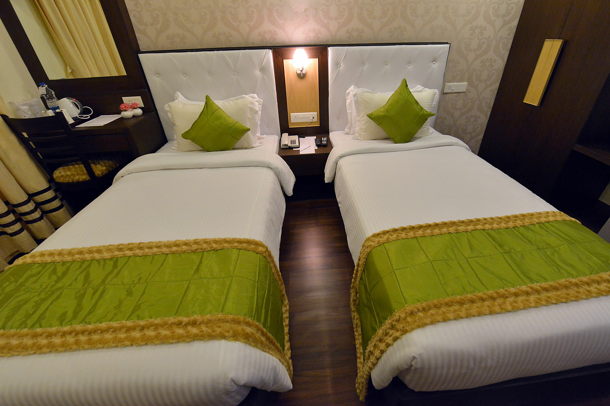 Ethnotel, Kolkata Airport Екстер'єр фото